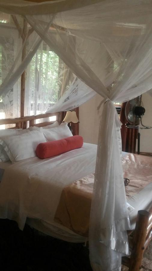 فندق Mpenjaفي  Lakeside Escape - Uganda المظهر الخارجي الصورة